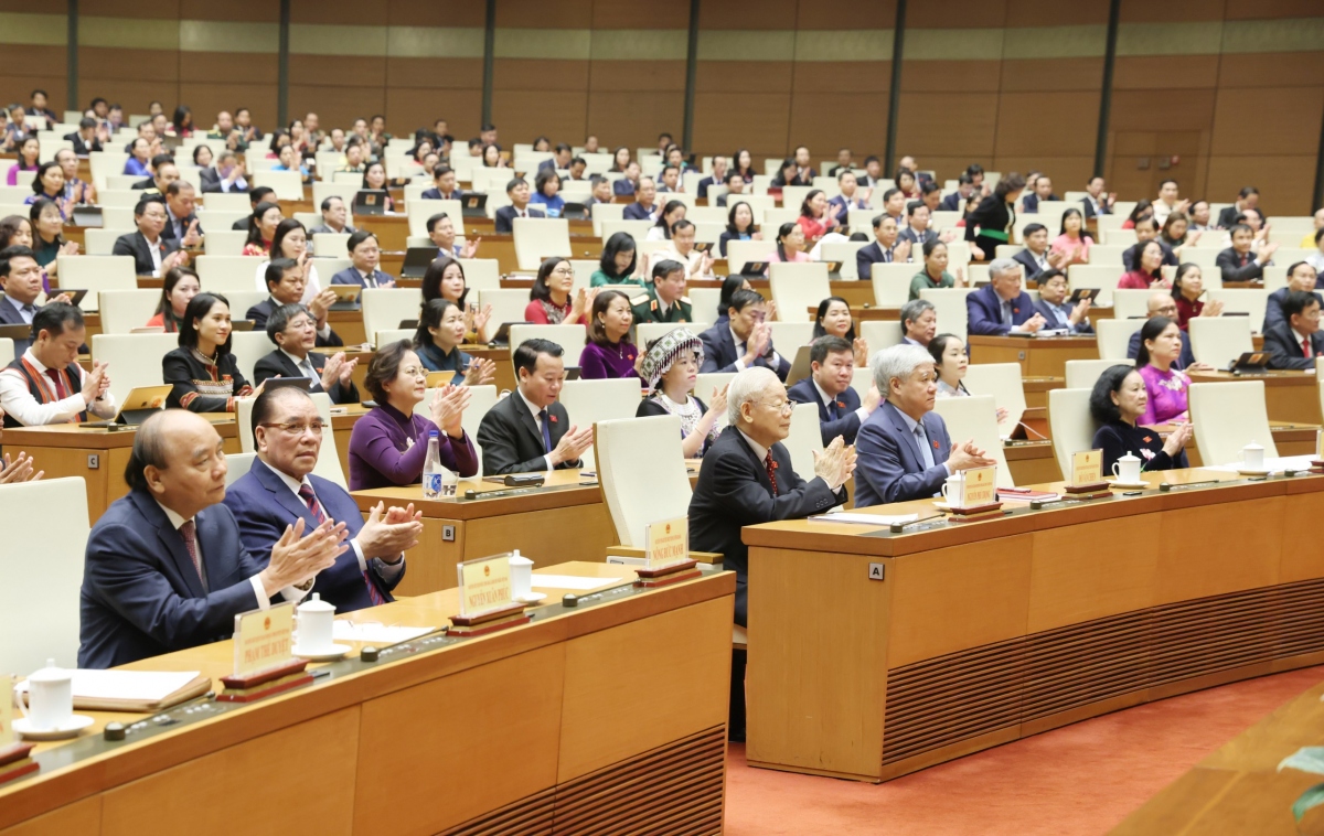Quốc hội họp phiên bế mạc, thông qua nhiều nghị quyết